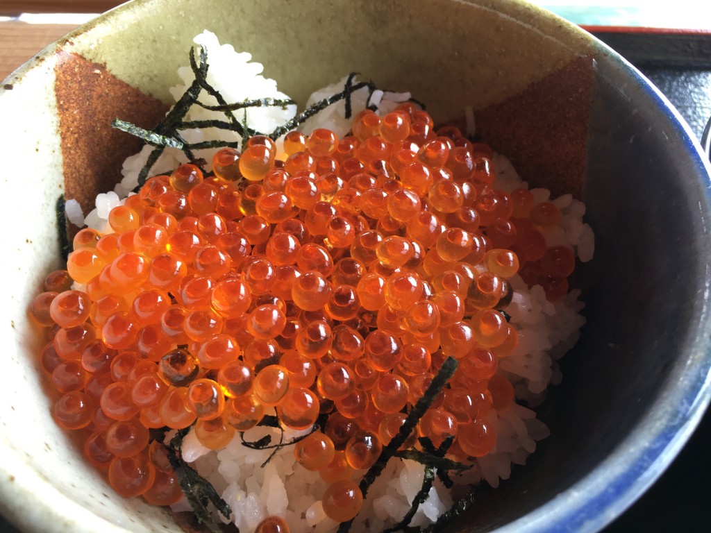 スーシュのいくら丼