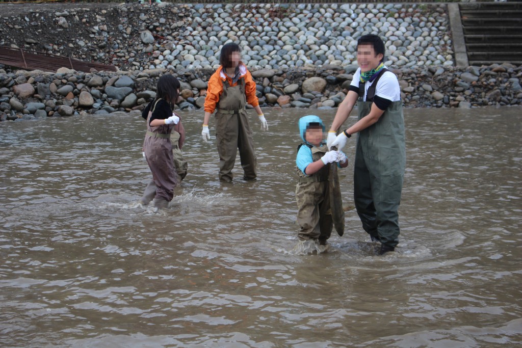 さけつかみどり大会