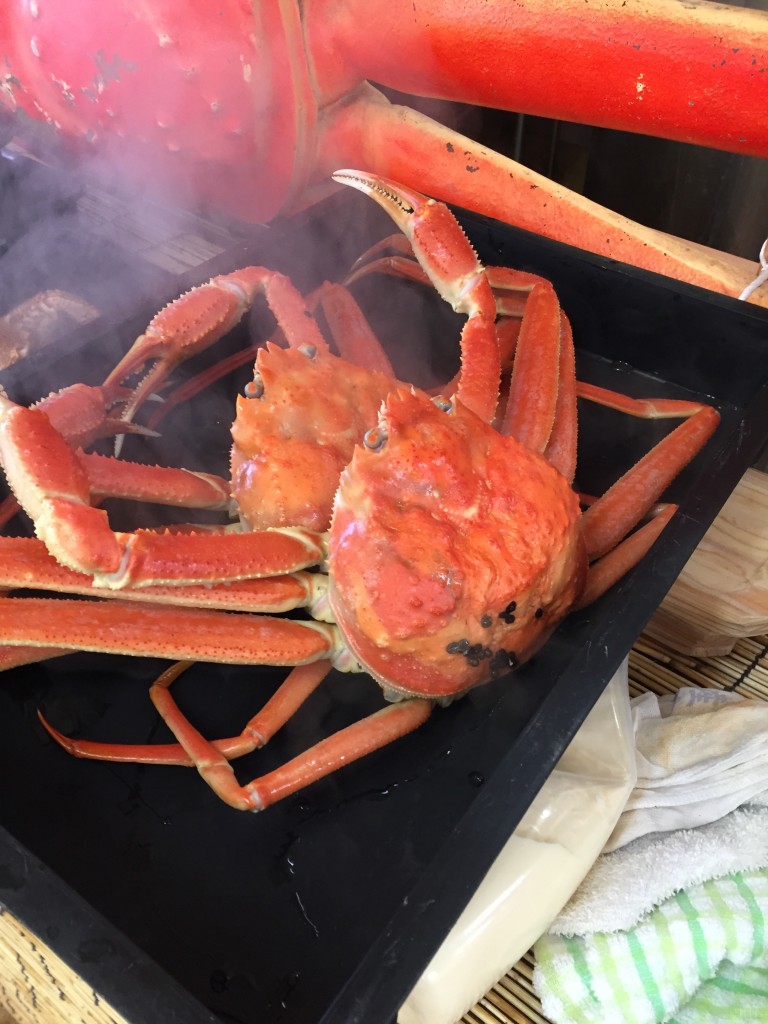 ズワイガニ（ゆでたて）